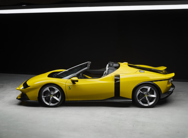 フェラーリ849テスタロッサ/スパイダー　70年に及ぶフェラーリヘリテージを象徴