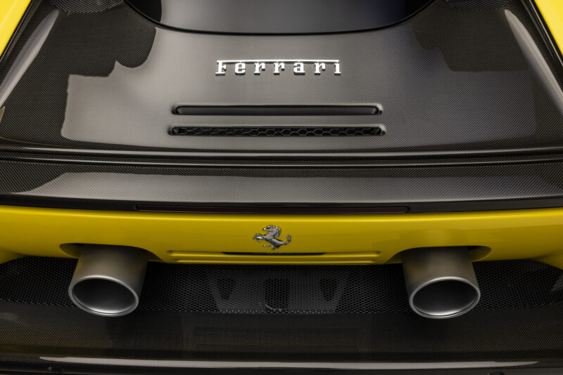 フェラーリ849テスタロッサ/スパイダー　70年に及ぶフェラーリヘリテージを象徴