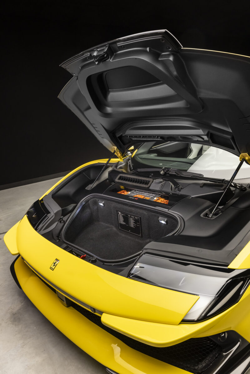 フェラーリ849テスタロッサ/スパイダー　70年に及ぶフェラーリヘリテージを象徴