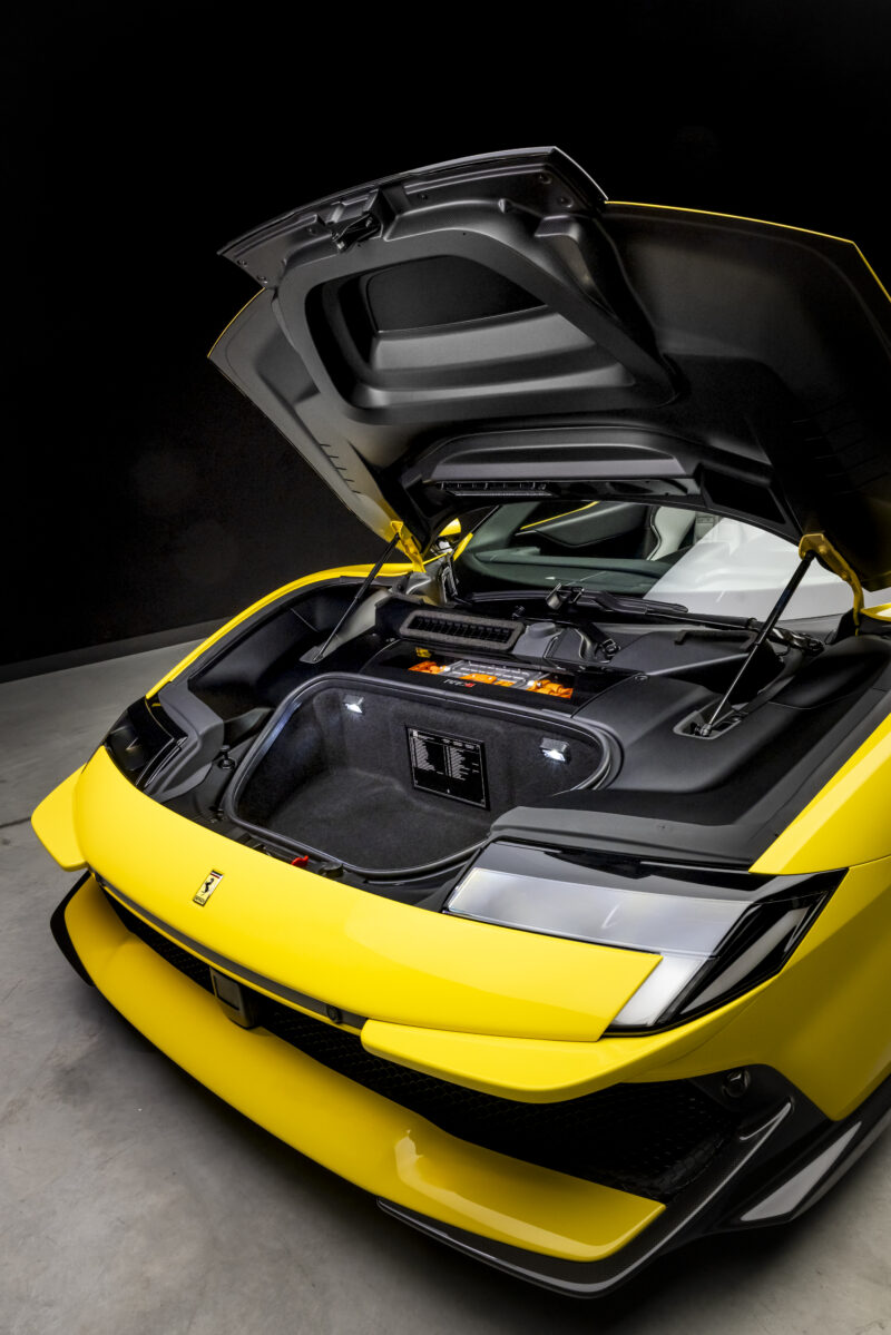 フェラーリ849テスタロッサ/スパイダー　70年に及ぶフェラーリヘリテージを象徴