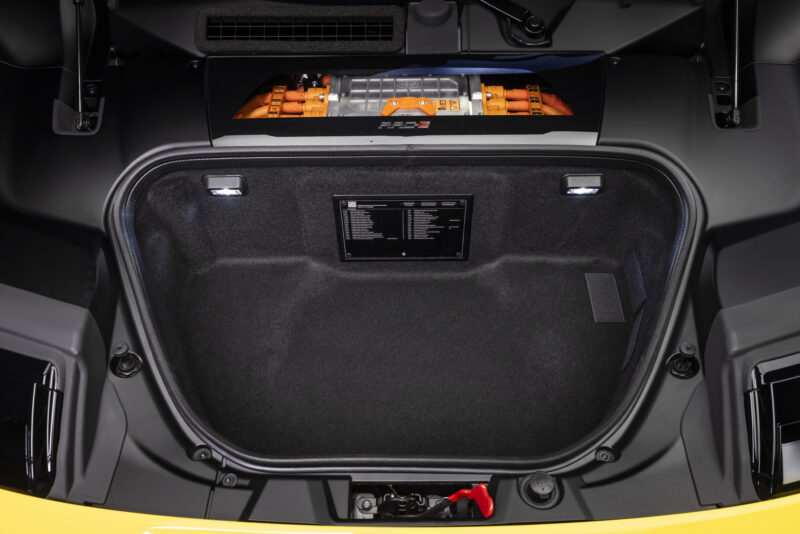 フェラーリ849テスタロッサ/スパイダー　70年に及ぶフェラーリヘリテージを象徴