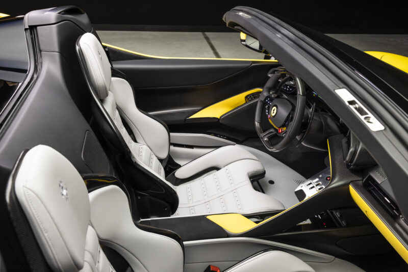 フェラーリ849テスタロッサ/スパイダー　70年に及ぶフェラーリヘリテージを象徴