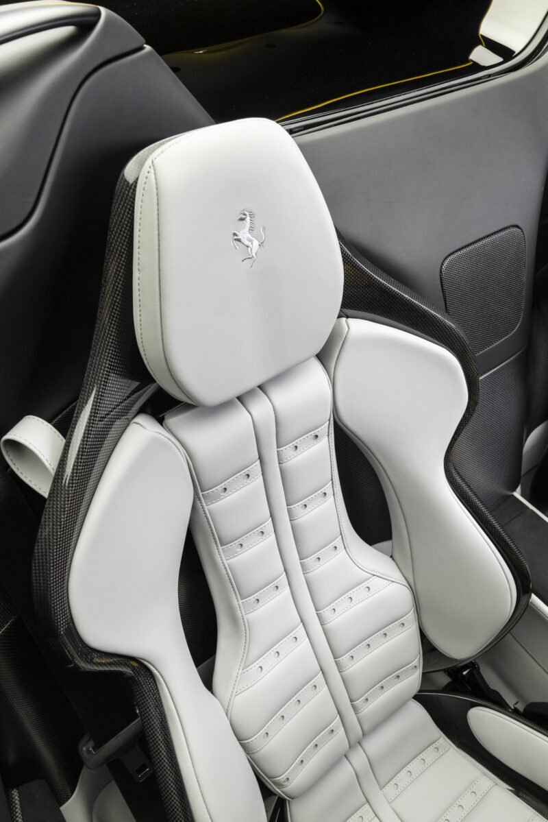 フェラーリ849テスタロッサ/スパイダー　70年に及ぶフェラーリヘリテージを象徴