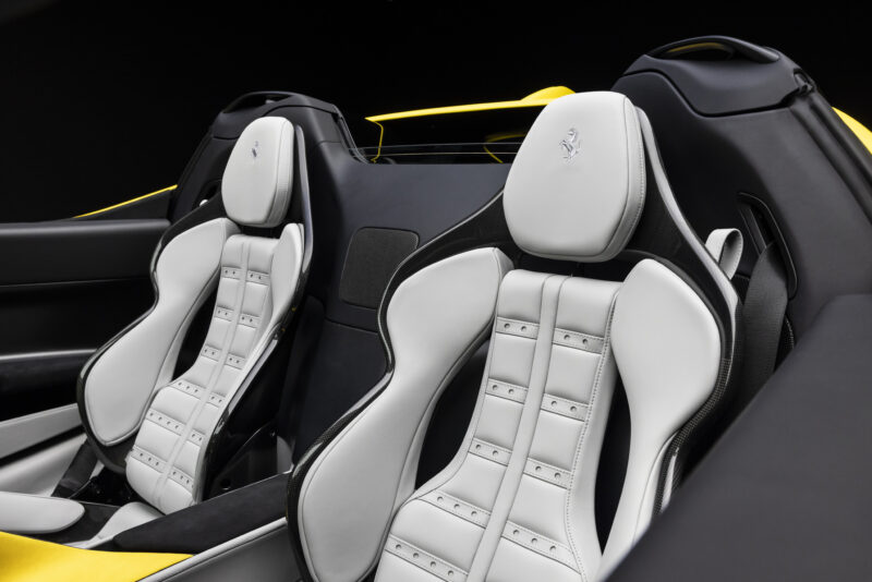 フェラーリ849テスタロッサ/スパイダー　70年に及ぶフェラーリヘリテージを象徴