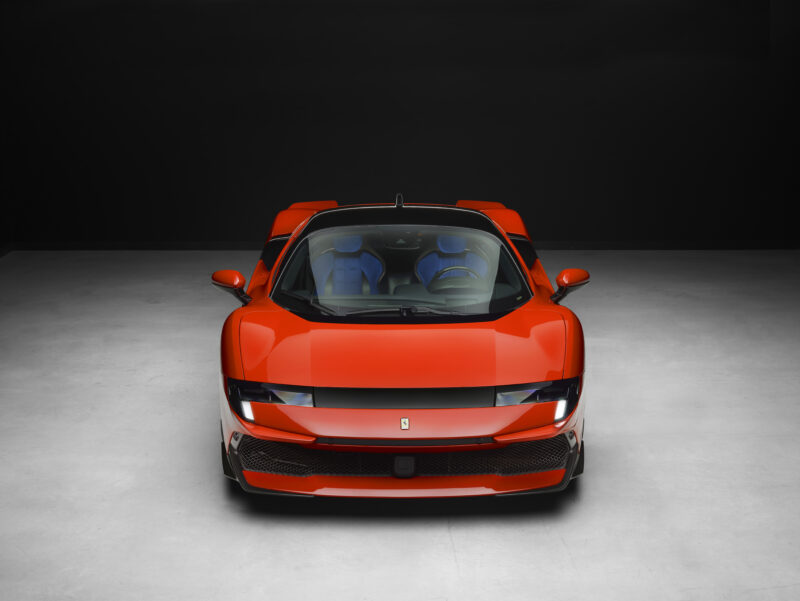 フェラーリ849テスタロッサ/スパイダー　70年に及ぶフェラーリヘリテージを象徴