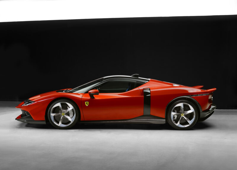 フェラーリ849テスタロッサ/スパイダー　70年に及ぶフェラーリヘリテージを象徴