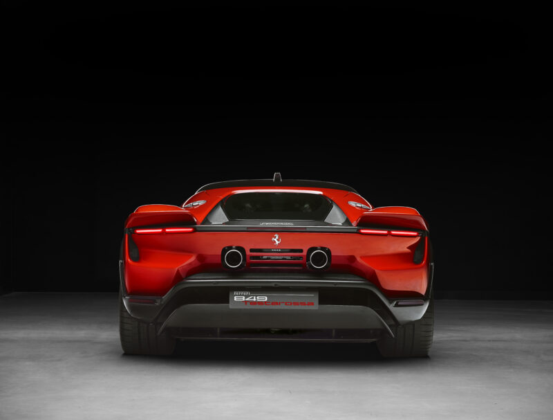 フェラーリ849テスタロッサ/スパイダー　70年に及ぶフェラーリヘリテージを象徴