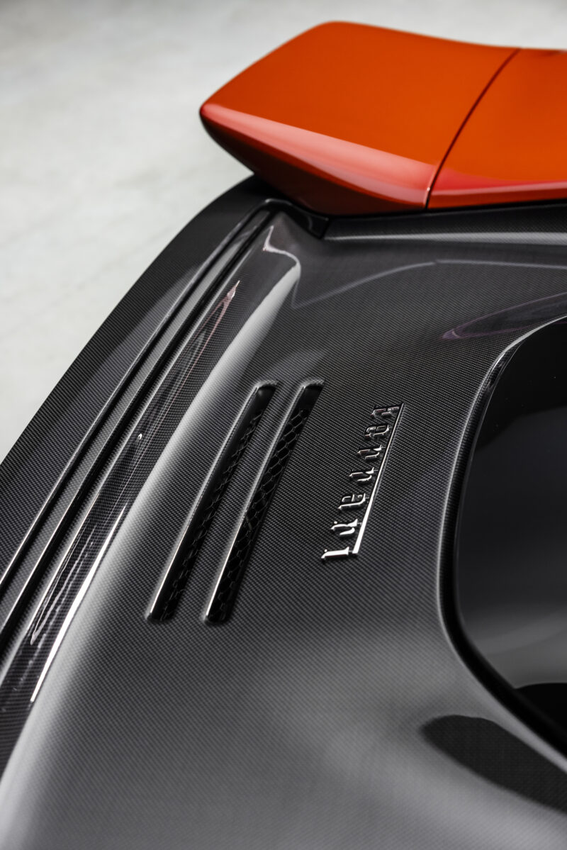 フェラーリ849テスタロッサ/スパイダー　70年に及ぶフェラーリヘリテージを象徴