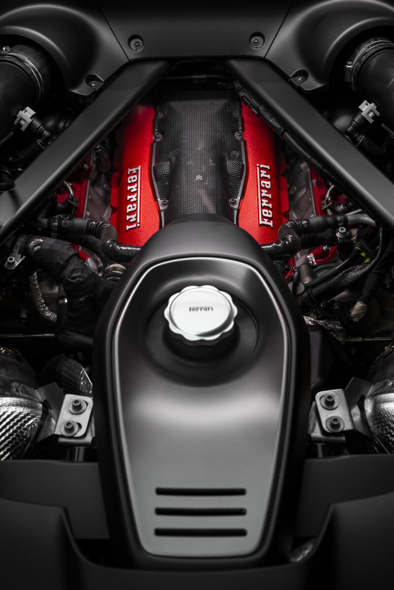 フェラーリ849テスタロッサ/スパイダー　70年に及ぶフェラーリヘリテージを象徴