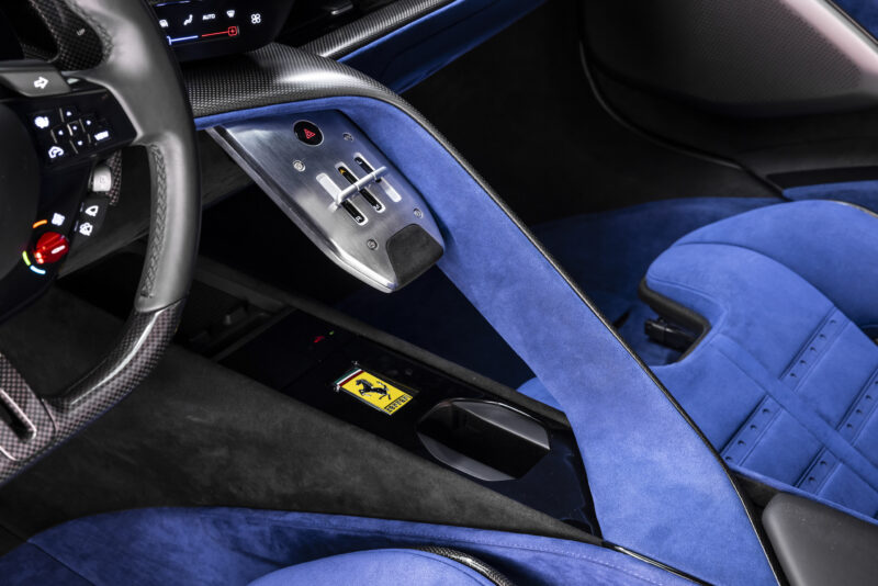 フェラーリ849テスタロッサ/スパイダー　70年に及ぶフェラーリヘリテージを象徴