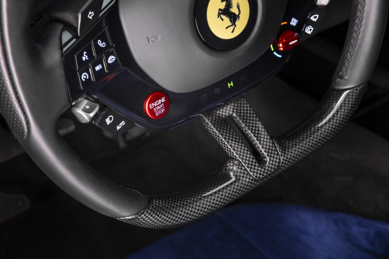 フェラーリ849テスタロッサ/スパイダー　70年に及ぶフェラーリヘリテージを象徴