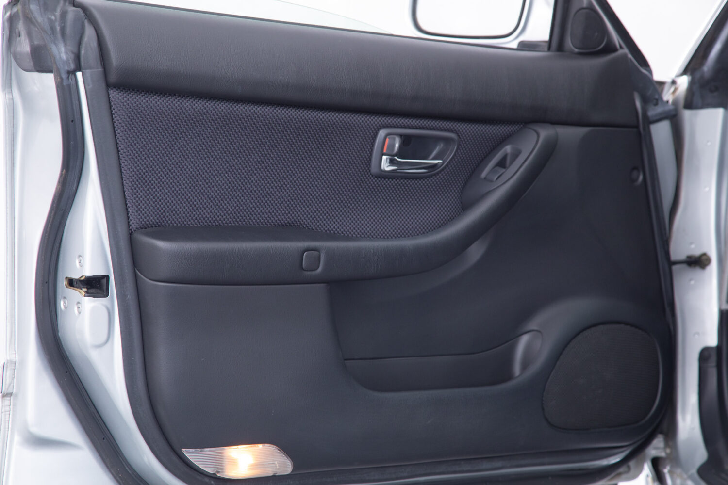 レガシィB4 2.0 RS 4WD