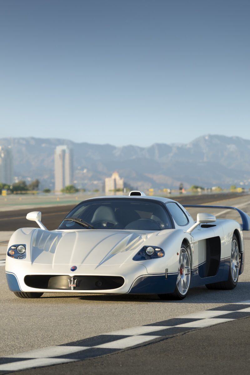 過去最高額でオークション落札　マセラティMC12ストラダーレ　生産台数は50台