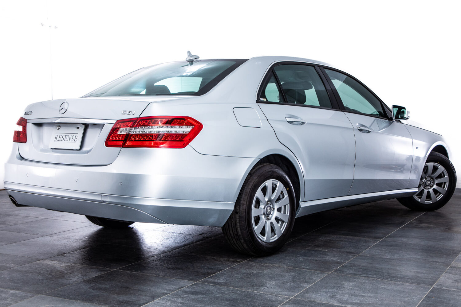 Eクラス E250 CGI ブルーエフィシェンシー