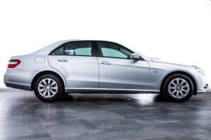 Eクラス E250 CGI ブルーエフィシェンシー