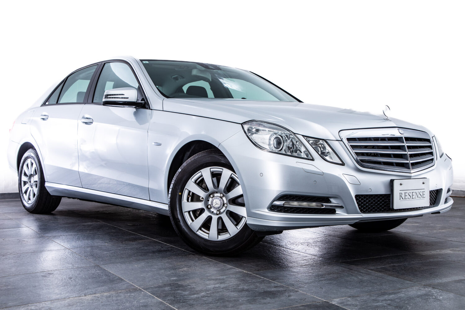 Eクラス E250 CGI ブルーエフィシェンシー