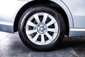 Eクラス E250 CGI ブルーエフィシェンシー
