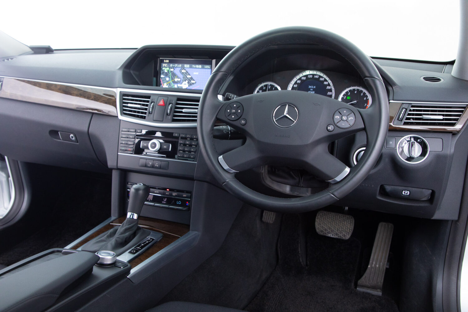 Eクラス E250 CGI ブルーエフィシェンシー