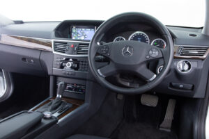 Eクラス E250 CGI ブルーエフィシェンシー