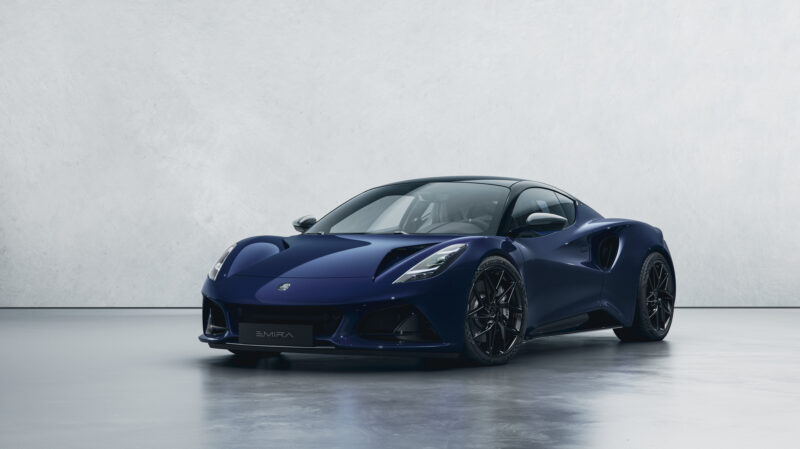 2026年モデルにV6 SE とレーシングライン追加　ロータス・エミーラ
