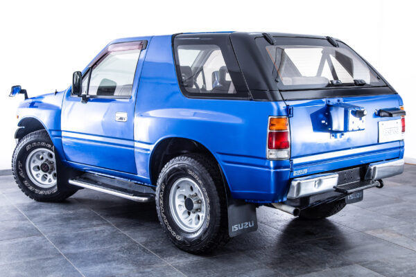 ミュー 2.8 メタルトップ ディーゼル 4WD