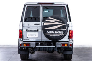 ランドクルーザー70 4.0 4WD