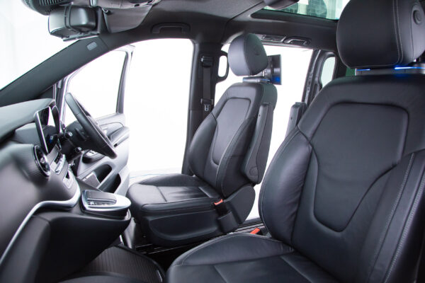 Vクラス V220 d アバンギャルド ロング AMGライン ディーゼルターボ