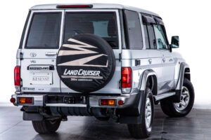 ランドクルーザー70 4.0 4WD