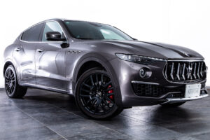 レヴァンテグランルッソ 4WD