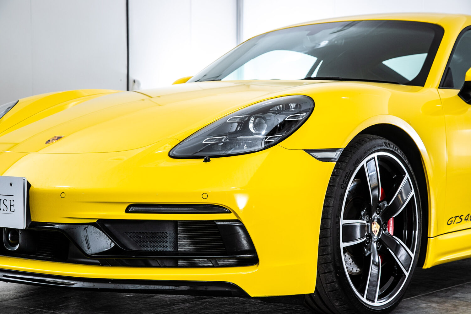 ポルシェ 718ケイマン GTS 4.0 PDK