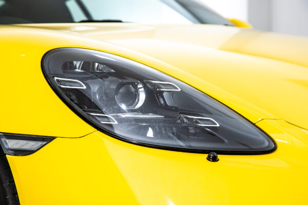 ポルシェ 718ケイマン GTS 4.0 PDK