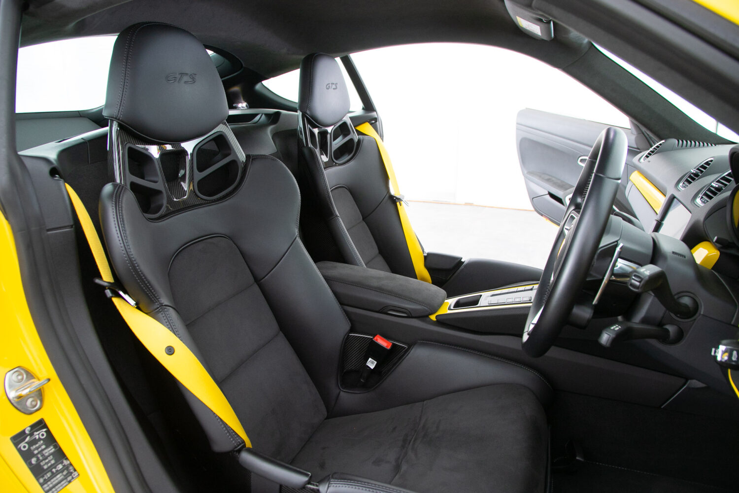 ポルシェ 718ケイマン GTS 4.0 PDK