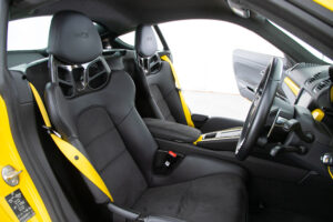 ポルシェ 718ケイマン GTS 4.0 PDK
