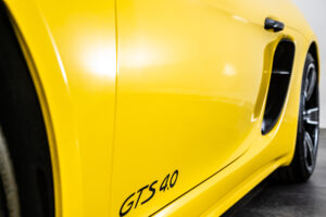 ポルシェ 718ケイマン GTS 4.0 PDK