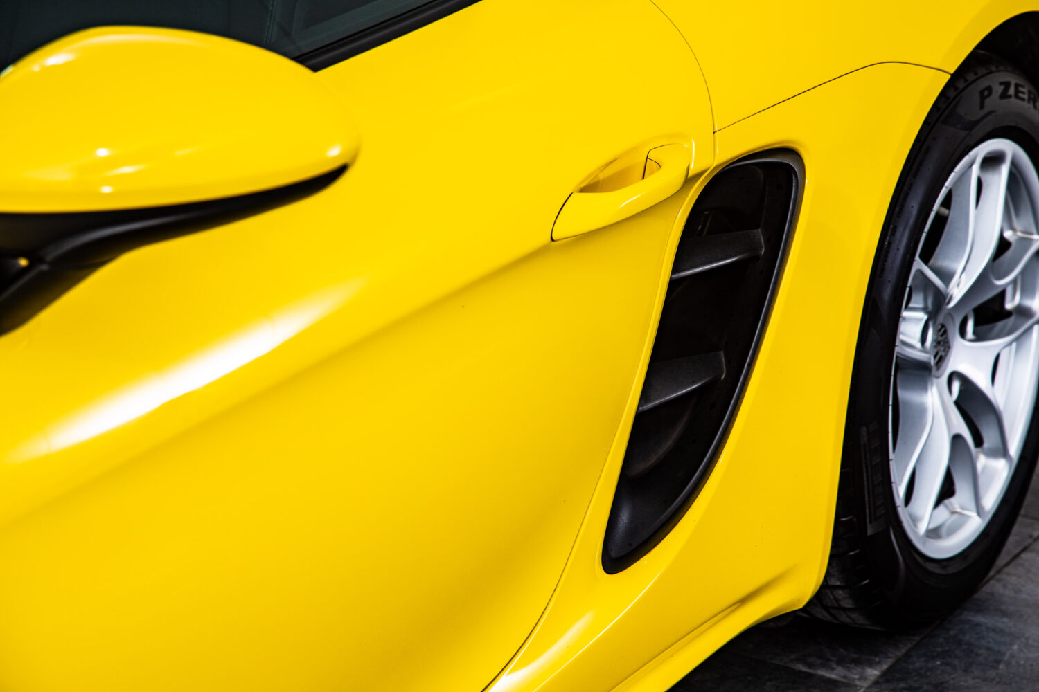 ポルシェ 718ケイマン PDK
