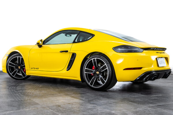 ポルシェ 718ケイマン GTS 4.0 PDK