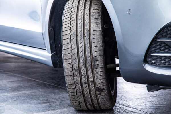 Vクラス V220 d アバンギャルド ロング AMGライン ディーゼルターボ