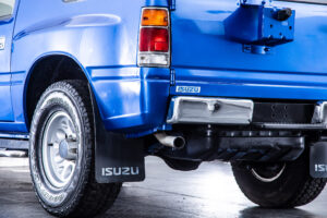 ミュー 2.8 メタルトップ ディーゼルターボ 4WD
