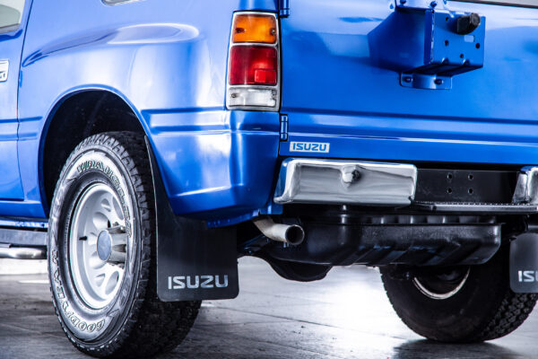 ミュー 2.8 メタルトップ ディーゼル 4WD