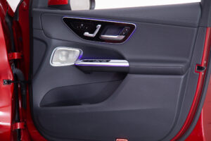 メルセデス・ベンツ GLC220 d 4マチック (ISG搭載モデル) AMGラインパッケージ ディーゼルターボ 4WD