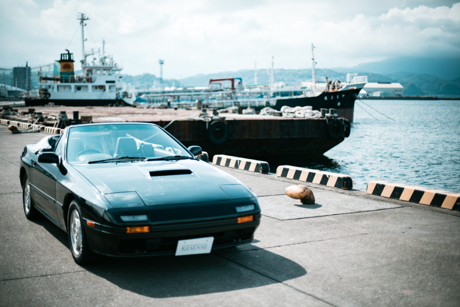 マツダ・サバンナRX-7カブリオレ（FR/4AT）とにかくカッコいい