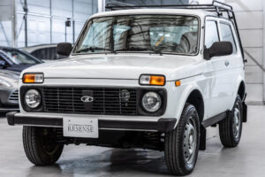 ニーヴァ 4WD
