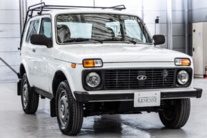 ニーヴァ 4WD