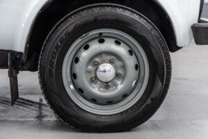 ニーヴァ 4WD