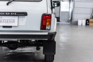 ニーヴァ 4WD