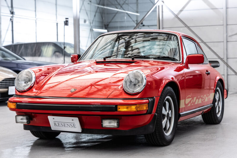 911