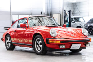 911
