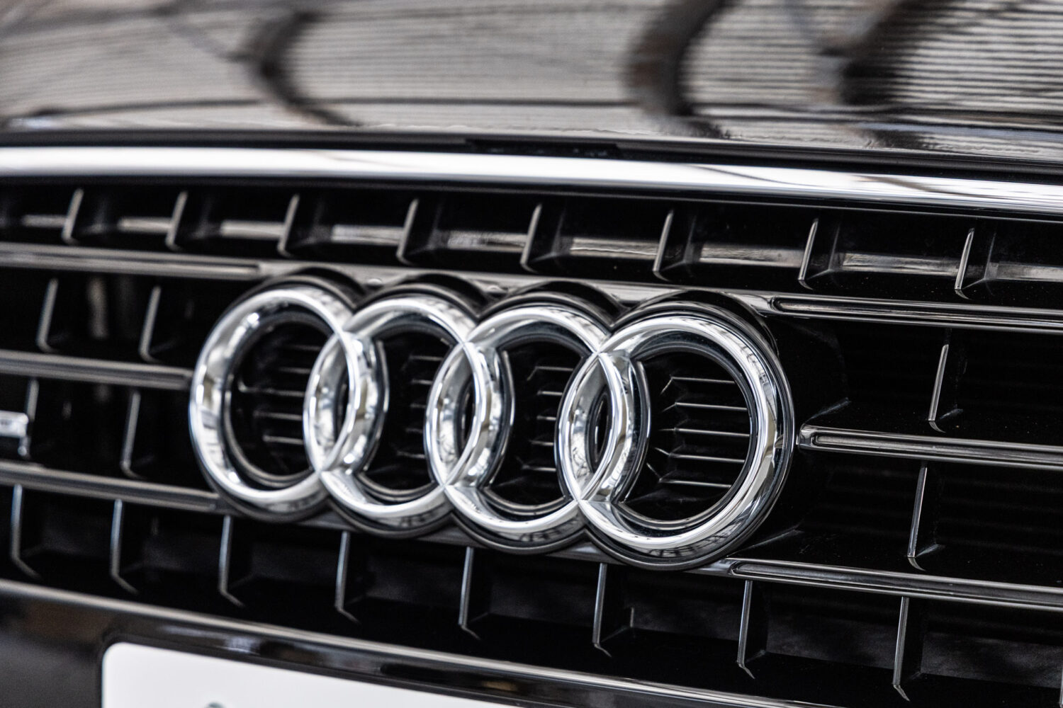 A5スポーツバック 2.0 TFSI クワトロ 4WD