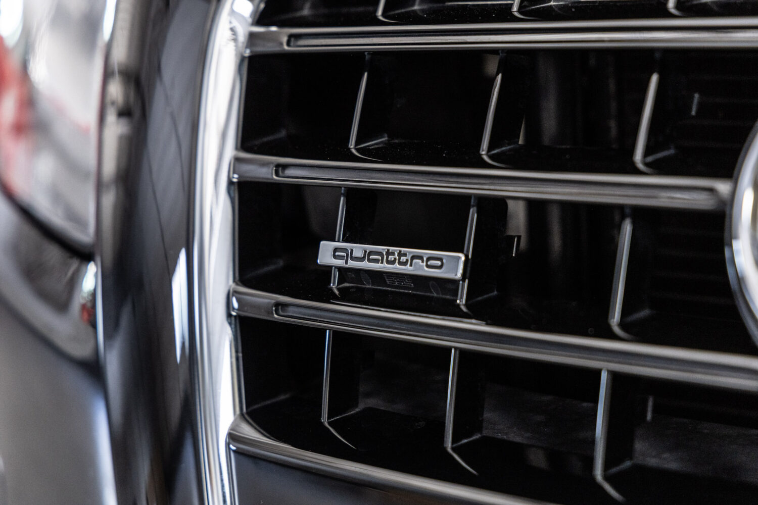 A5スポーツバック 2.0 TFSI クワトロ 4WD