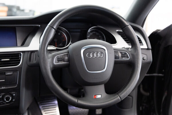A5スポーツバック 2.0 TFSI クワトロ 4WD